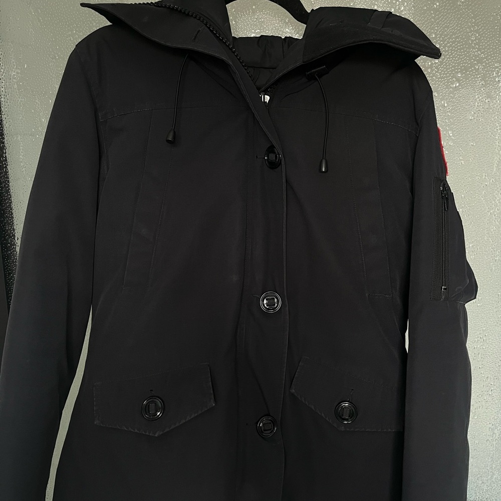Canada Goose Montebello Parka Navy Blue Women’s Large Authentic